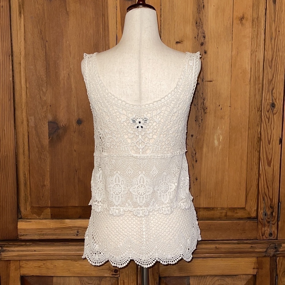 American Eagle Cotton Lace Neutral Top Sz. XS - Picture 7 of 10
